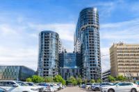 Modern Chic 1-Bedroom Apartment with Parking - B&B Phillip