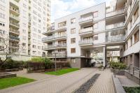 Metro Wilanowska Cosy Apartment by BookingHost - B&B Warsaw