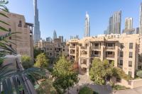 AirDXB - Luxurious 2-Bedroom Apartment in Downtown - Sleeps 4 with Iconic Burj Khalifa Views - B&B Dubai