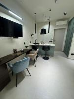 Cris Apartments - B&B Napoli