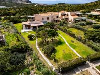 Villa Esclusiva con 600Mq di Giardino sulla Spiaggia della Pelosa - Chambres d'hôtes Stintino