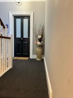 Exmouth 2 Bedroomed Seaview Apartment stones throw from the beach or town! - Chambres d'hôtes Exmouth