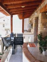 Μεζονέτα - B&B Quíos