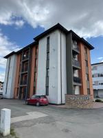 Luxury Apartment with Private Parking - Bed and Breakfast Giroc