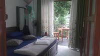 Doppelzimmer mit Balkon (2 Erwachsene + 1 Kind)