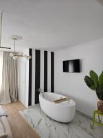 Double Room with Spa Bath