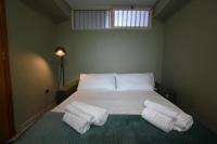 Studio Apartment with One Double Bed