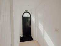 Central - Sleeps 5 - Stylish 3 Beds - Parking - Free WiFi - B&B