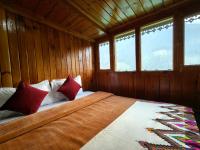 Jibhi Mountain Retreat - B&B