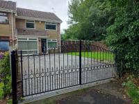 4-bed quiet cul de sac location with off road parking - Bed and Breakfast
