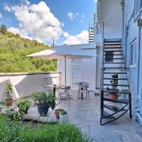 City's apartment - B&B Himarë