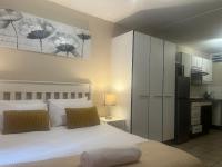 Smart and Cozy Studio with Netflix and Showmax - B&B