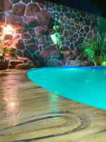 chalé com cozinha dois quartos e piscina privativa - B&B