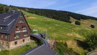 Haus am Berg - Pension direkt am Skihang - B&B