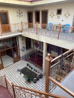 Camera Tripla Classic