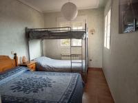 Dreibettzimmer mit Gemeinschaftsbad