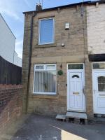 3 bed Jct 37 M1 luxury stay! - Bed and Breakfast