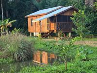 Hibiscus Cabin with AC at Freshwater Creek Cabanas - B&B Hopkins