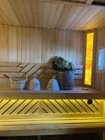 FamilyHouseTabagan гостевой дом,коттедж в горах для компании с террасой и баней - Chambres d'hôtes Almaty