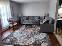 Cozy 2 bedroom Apartments - B&B