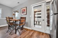 Cle Suites 2BR 1BA 5 min Walk to Cle Clinic #8 - B&B Cleveland