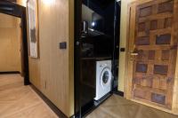 Deluxe One-Bedroom Apartment with City View