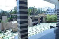 Celestial Oasis A Luxury Villa - Bed and Breakfast Trivandrum