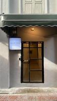 X Rest Inn Yaowarat - เรสอินน์ เยาวราช - Bed and Breakfast