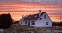 Tigh na Mara, Brand New Semi-Detached House, Furbo - B&B Furbo
