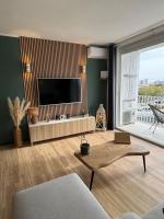 Marina View Empuriabrava - Appartement sud-ouest au canal avec terrasse - Bed and Breakfast Empuriabrava