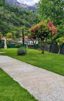Apartment AZZURRA Terrasse Gartenblick Parkplatz kostenlos 100 mtr zum Strand - B&B Cannobio