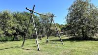 Vila ATX - Cabană Alpina din Lemn în Inima Naturii Relaxare în Natură Liniște, Râu, Foișor și Spațiu pentru Joacă - Chambres d'hôtes Marga