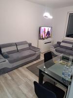 Noclegi Akacjowa 24 - Bed and Breakfast Nowa Ruda