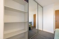 Dundee City centre apartment with three bedrooms - B&B