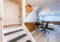 Bowmanville Guest Suite - Bed and Breakfast
