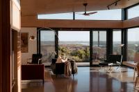 Luxury island villa retreat with private waterfront - Chambres d’hôtes Hindmarsh Island
