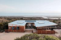 Waterfront Luxury Villa- Private, Nature, Island - B&B Hindmarsh Island