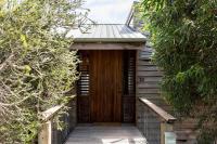 Coastal Tree House- Short Stroll to Beach - B&B Encounter Bay