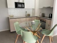 Hermoso Departamento 7 en Concepción con Terraza y Estacionamiento - Chambres d'hôtes Concepción
