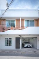 SiS at Sathorn St Louis - B&B Bangkok