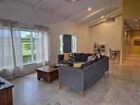 Hibiscus Holiday Home - sleeps up to 9, free wifi - B&B