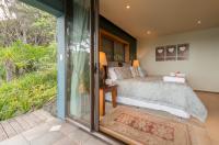 Deluxe Queen Suite