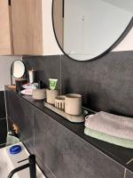 Hinterhaus am Stadtrand Chemnitz - B&B Chemnitz