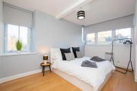 Tiramisu House - SJA Stays - 2 Bed Apartment - B&B