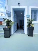 Renos New Central Fabulous Villa - Chambres d’hôtes Fira