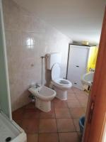Vierbettzimmer mit eigenem Bad