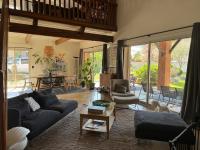 Maison de Maître Toulousaine avec piscine - Bed and Breakfast Livernon