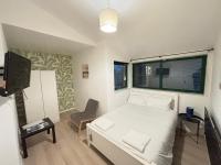 Standaard Tweepersoonskamer met Gedeelde Badkamer