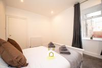 Queen Street Stay - SJA Stays - Modern 2 Bed Apartment - B&B