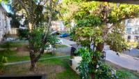 J&J Antipolo Place 2BR with Netflix & Karaoke - Bed and Breakfast Antipolo